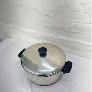 Vintage Revere Ware 4-1/2 QT Stock Pot w/lid  Copper Clad Bottom Clinton,ILL USA